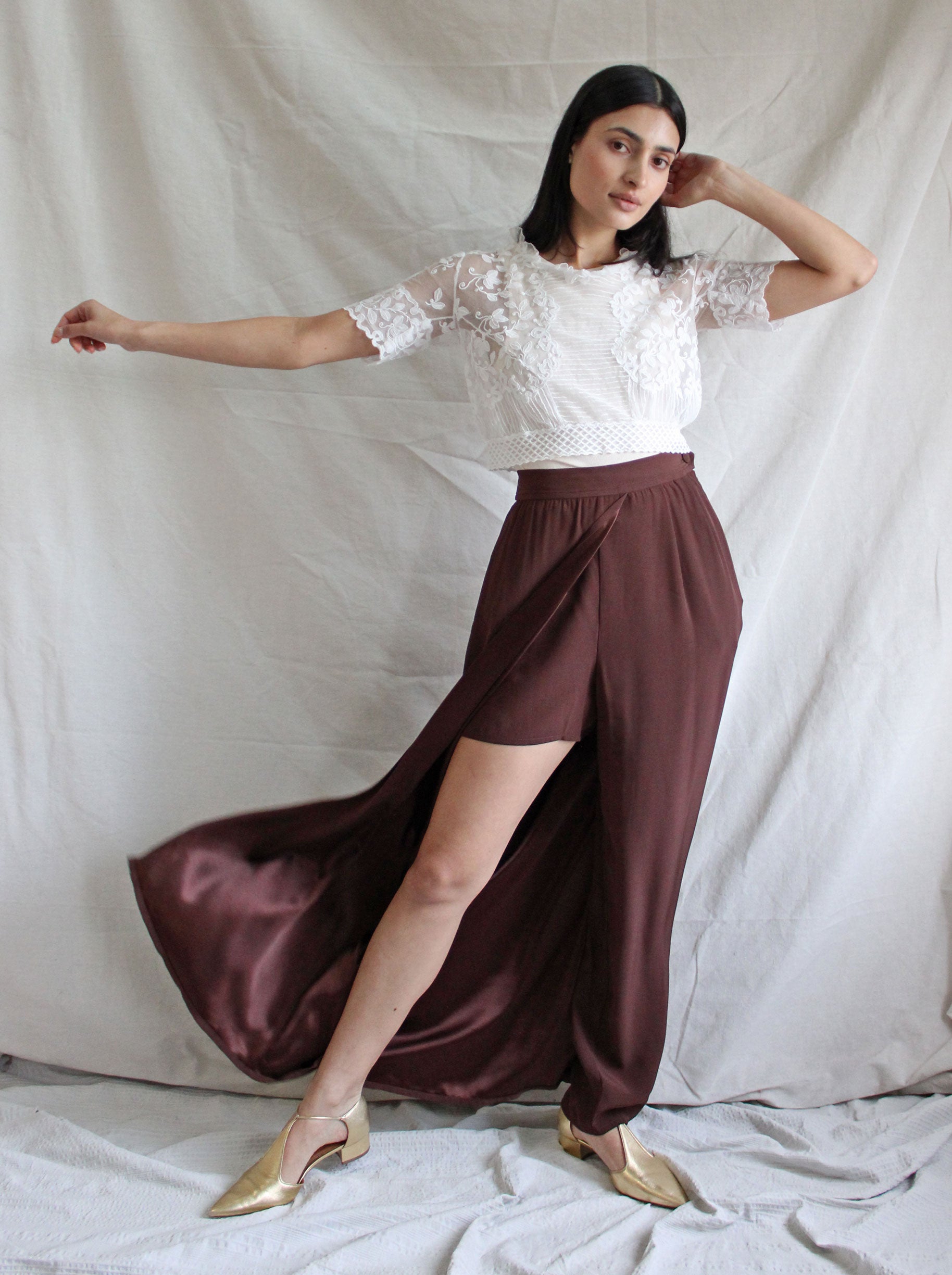 【I AM MARI】F/W Lorid Pleated Skirt Pants Christian Lacroix Single Leg Skirt Pants – Here Studio